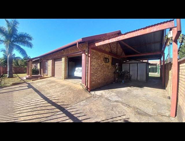 3 BEDROOM HOUSE FOR SALE IN PRETORIA GARDENS